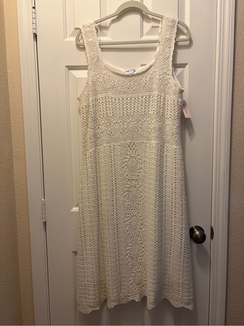Dress Barn Crochet Sleeveless Ivory Dress 16